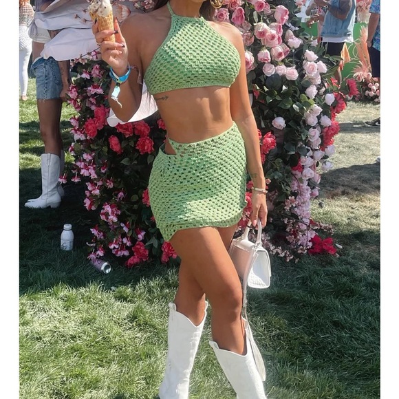 Halter green crop skirt set - Picture 3 of 3